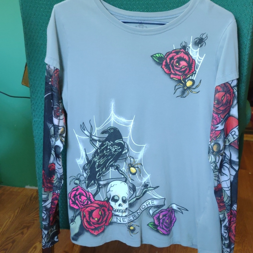 Long sleeve shirt
